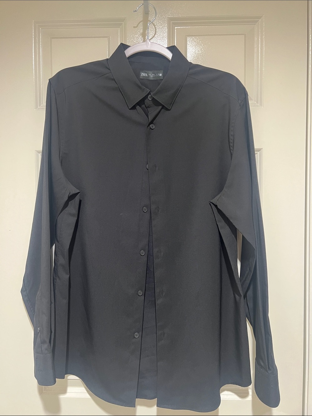 Offers welcome- Zara Men's Black Long-Sleeve Dress Shirt - Classic Collared But
